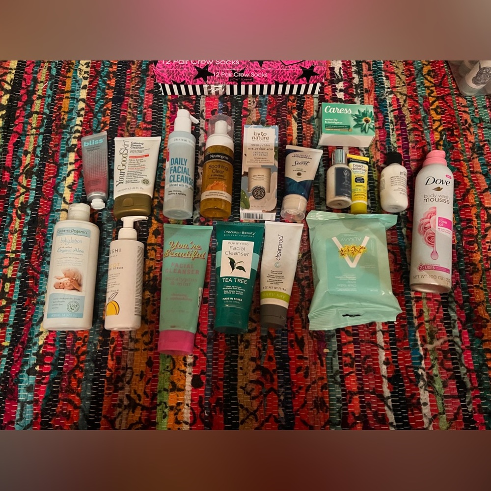🔥HUGE NEW & LIKE NEW SKINCARE FACE AND BODY LOT HIGHER END FULL SIZED & SAMPLE
